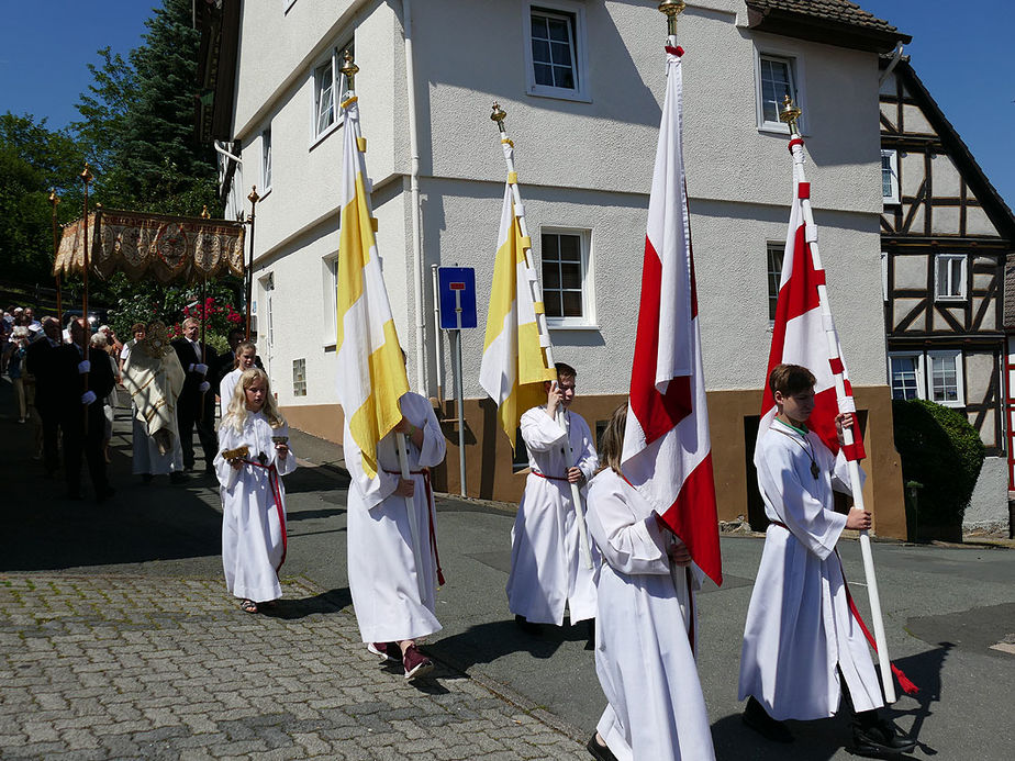 Festgottesdienst zum Kirchweihtag (Foto: Karl-Franz Thiede)